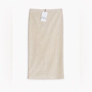 Zara Light Beige Women's Pencil Skirt Size Medium